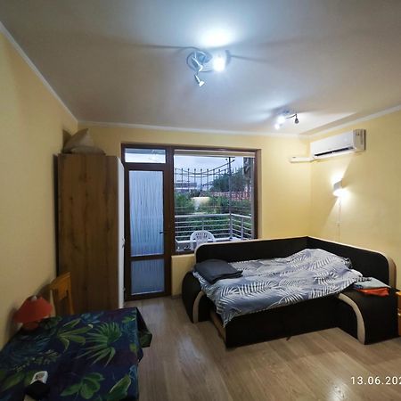 Apartment In The Center 2 Варна Экстерьер фото